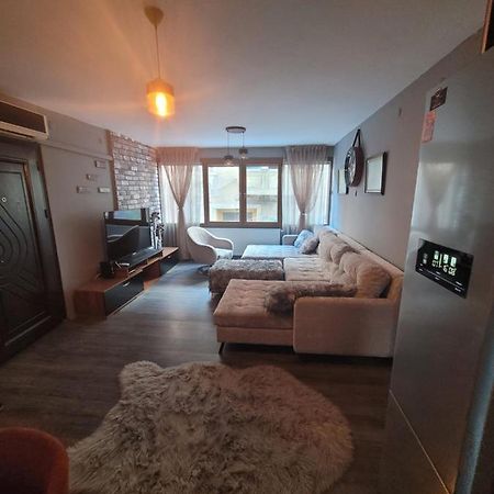 Hayat Apartman Esmirna Exterior foto