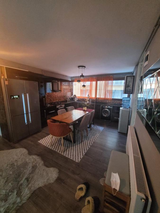 Hayat Apartman Esmirna Exterior foto